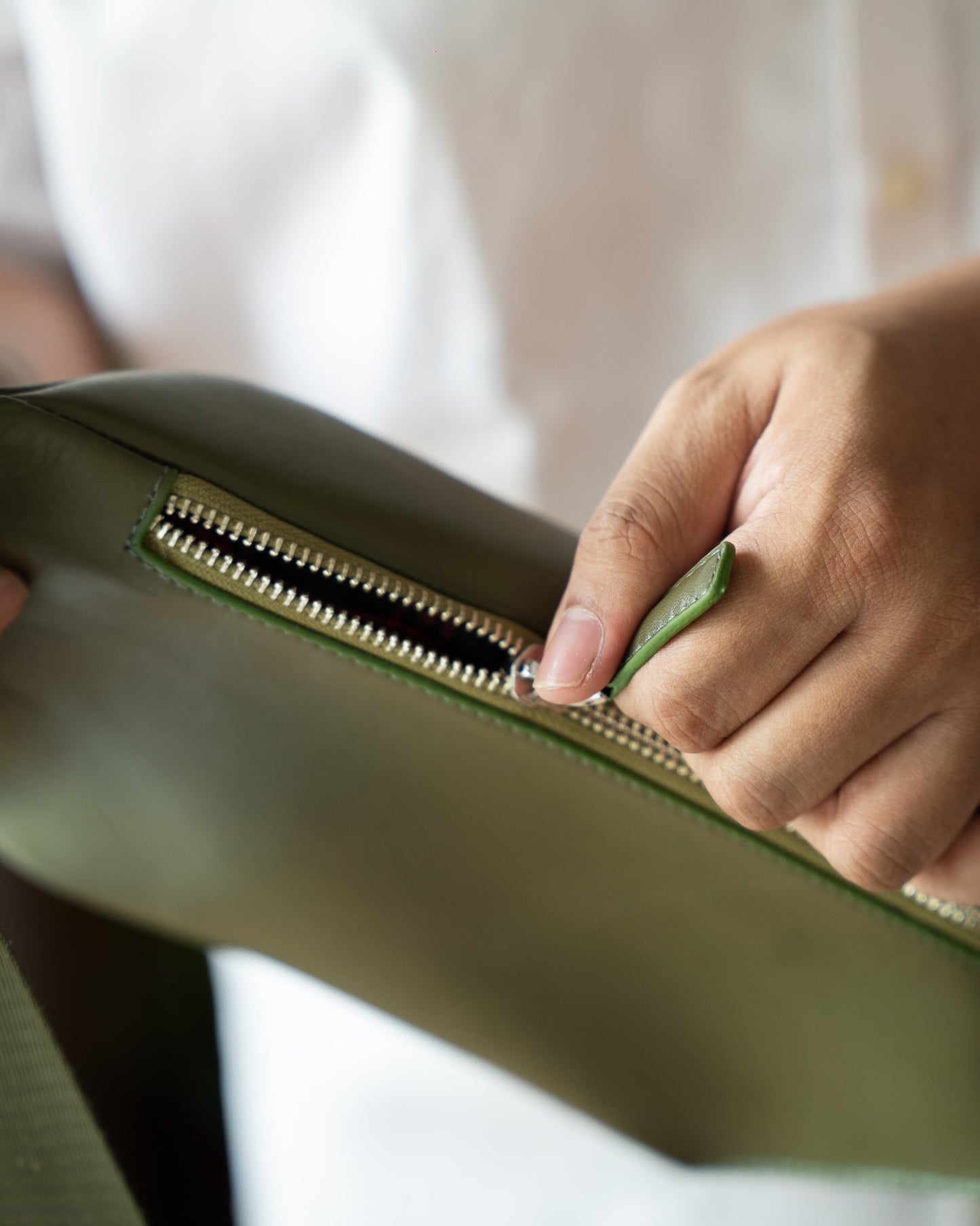 The Vault by Dutchman – Premium Leather Fanny Pack